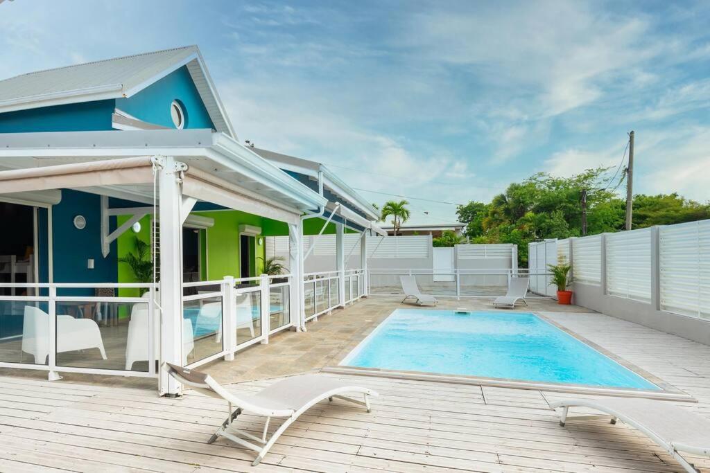 Villa De Standing Avec Piscine Au Gosier Ле-Гозьє Екстер'єр фото